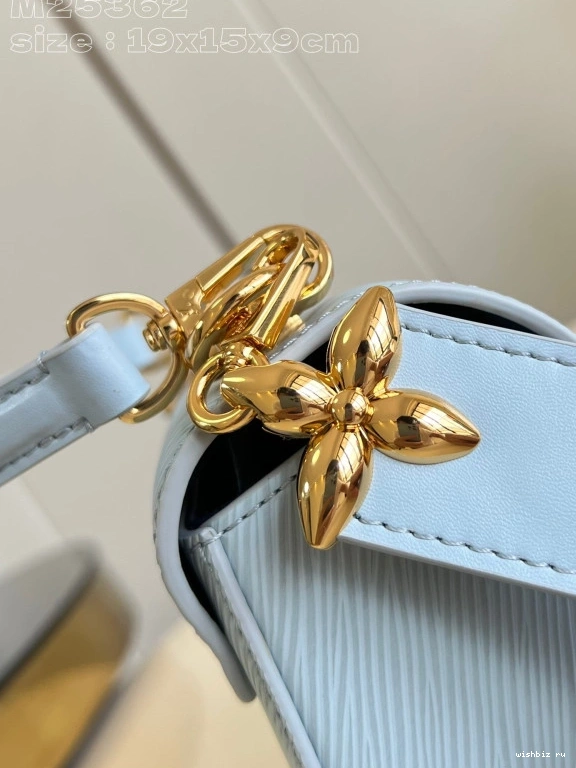 WIS LOUIS PM-19*15*9CM TWIST VUITTON 0810